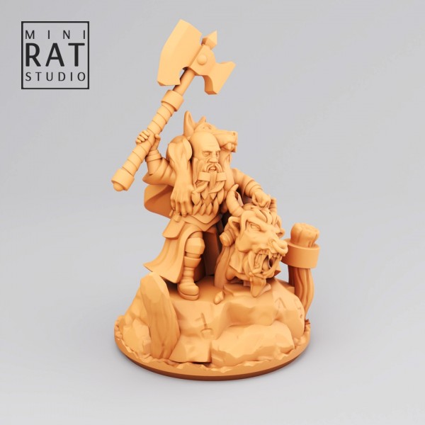 Empires of Man - Hero with Axe on Foot (MIniRat Style)